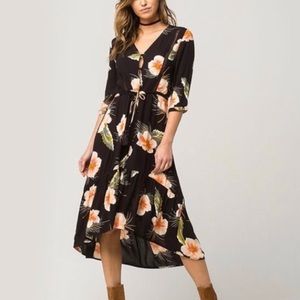 ✔️SOLD Volcom High Low Duster Dress